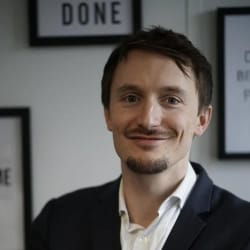 Portrait photo de Lucas Chassagne, expert carbone & climat pour NSW Conseil