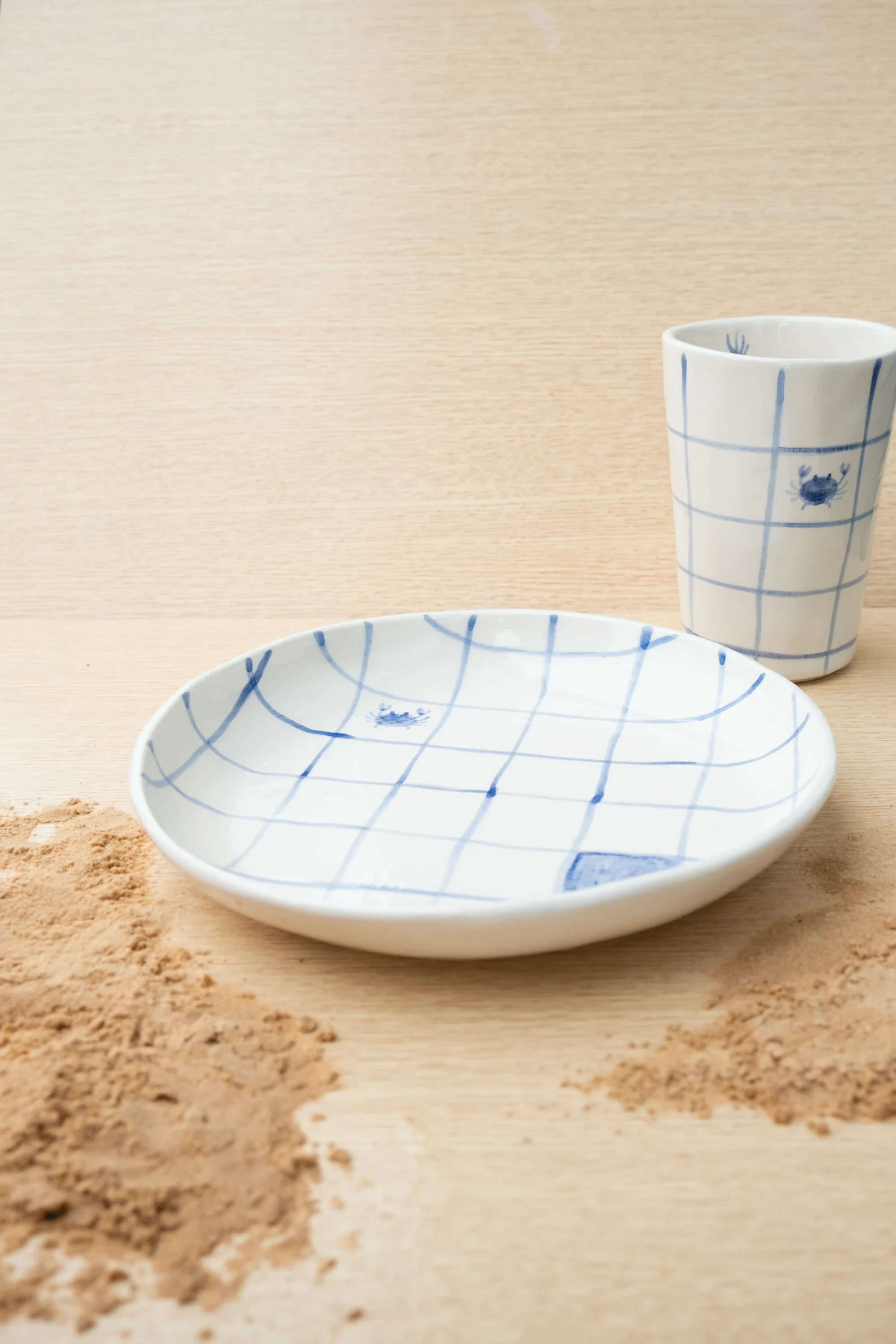 Assiette à carreaux