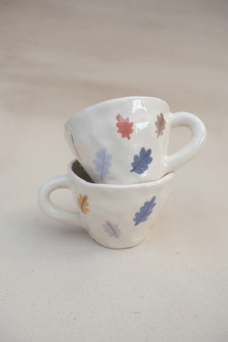 Tasse expresso feuilles d'automne