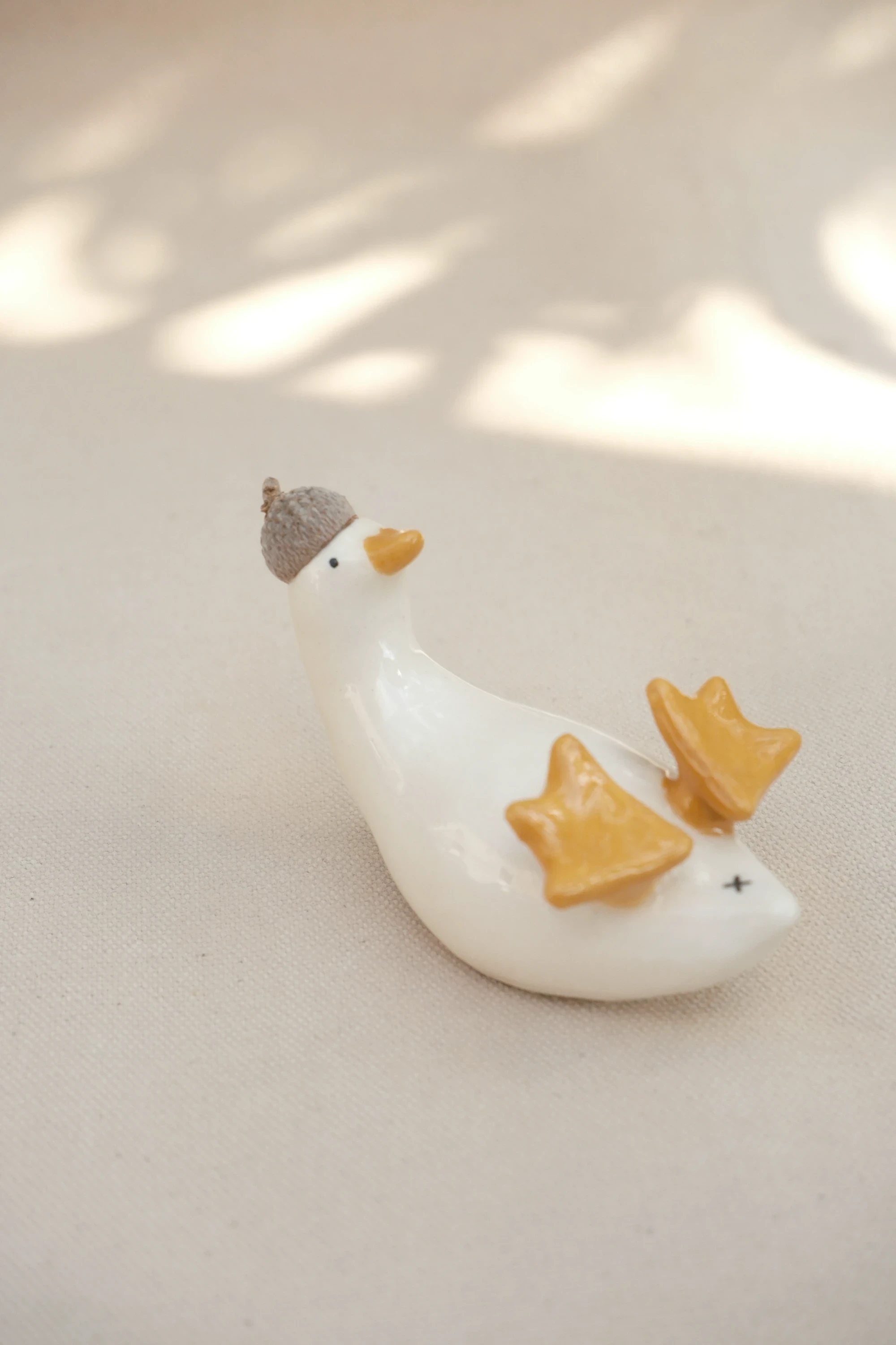 Canard sur le dos chapeau gland