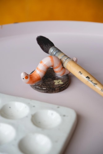 Porte baguettes / pinceau worm