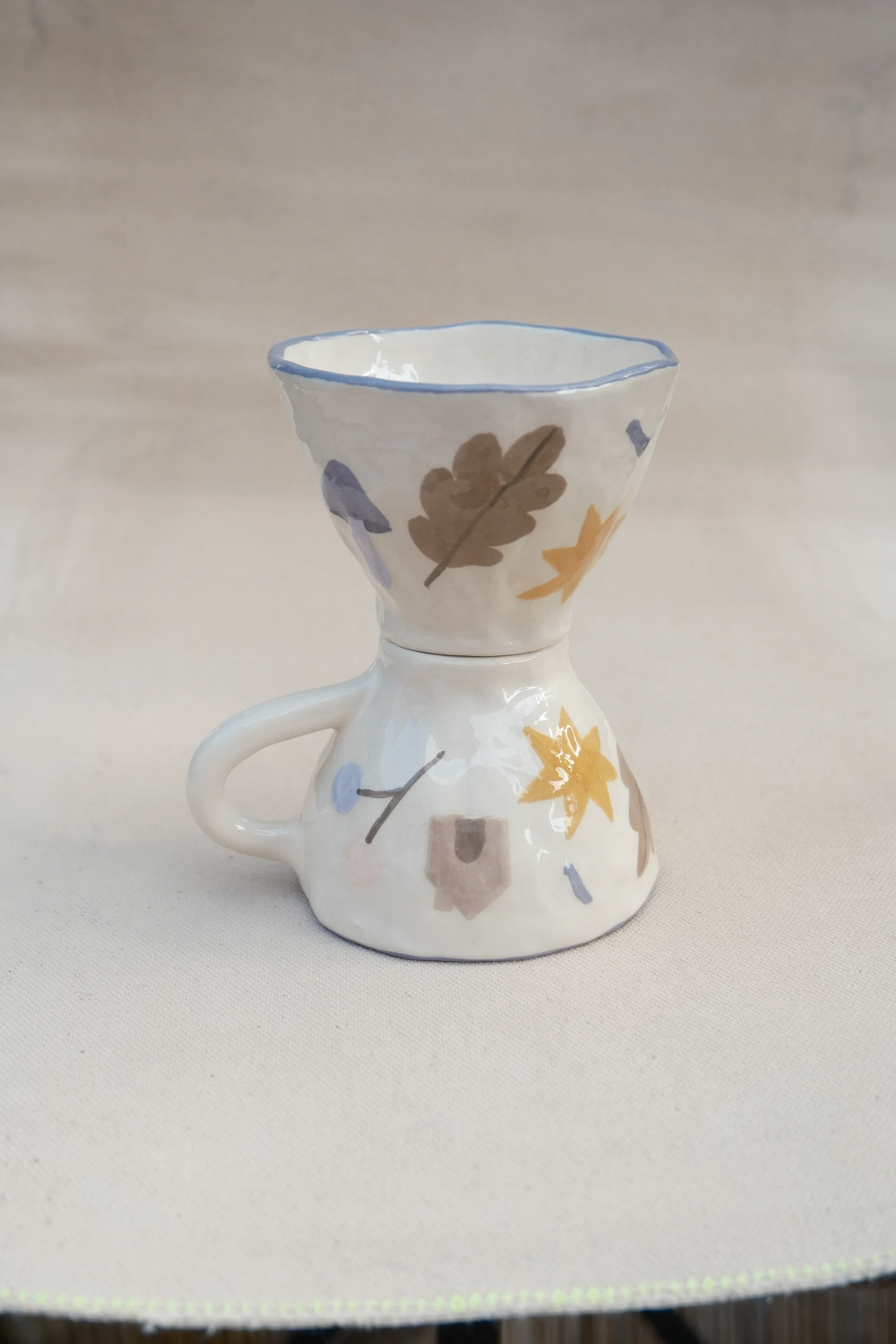 Tasse croquis d'automne