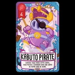 Carte de jeu Kabuto Pirate violet avec un personnage portant un cache-œil et un chapeau, entouré d'eau, de valeur 4. Texte expliquant l'effet de jeu en bas de la carte.