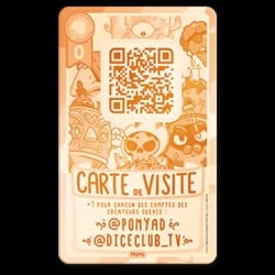 Carte de jeu "Blason Enchanté" avec un bouclier doré ailé sur fond violet, marquée du chiffre 5 et d'un texte décrivant l'appartenance à la guilde de Donjon & Procrastination.