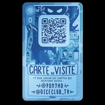 Carte dorée "Mage Vedette" pour un jeu de cartes, illustrée d'un magicien mystérieux entouré de cartes magiques. Le texte explique sa règle spéciale pour le gagnant du premier tournoi. Édition 2023.