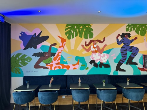 Affiche pour l'événement HÉRITAGES à Nantes, illustrée avec des portraits colorés de personnes diverses, entourés de fleurs, annonçant des discussions, DJ sets, open mic et ateliers pour enfants.