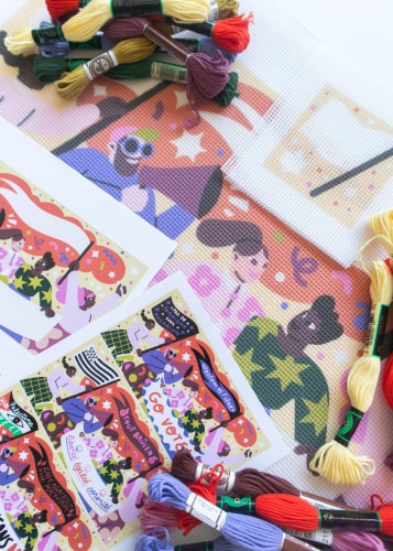 Affiche pour l'événement HÉRITAGES à Nantes, illustrée avec des portraits colorés de personnes diverses, entourés de fleurs, annonçant des discussions, DJ sets, open mic et ateliers pour enfants.