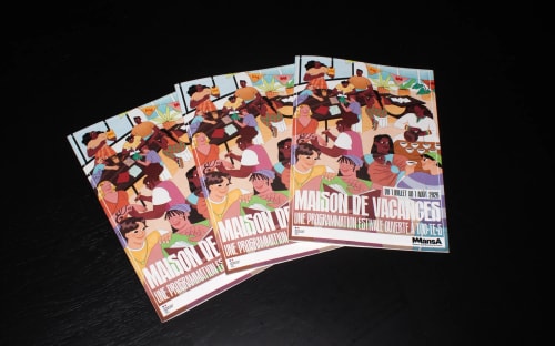 Affiche pour l'événement HÉRITAGES à Nantes, illustrée avec des portraits colorés de personnes diverses, entourés de fleurs, annonçant des discussions, DJ sets, open mic et ateliers pour enfants.