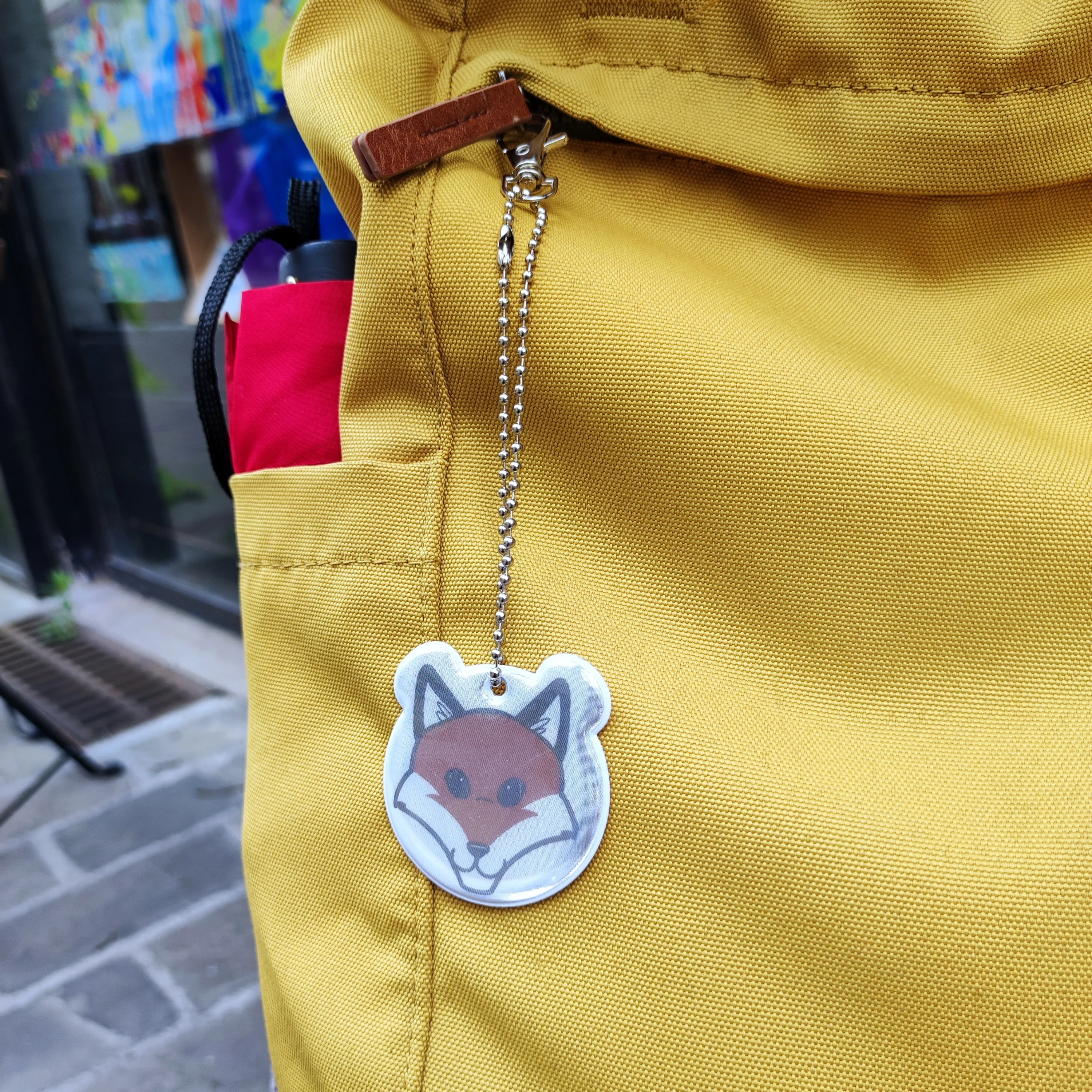 Réflecteur renard mignon avec chaîne en métal