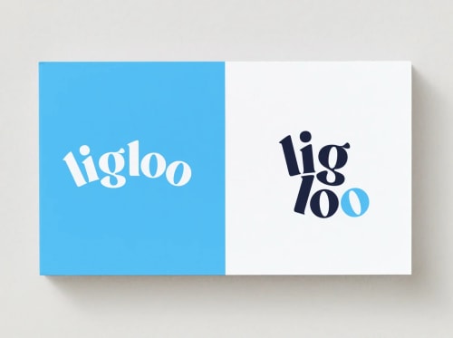 Logo de la marque Ligloo sur fond bleu et blanc, avec une typographie stylisée et contrastée, réalisé par l'équipe de l'Agence Vitrine