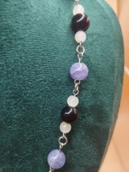 Collier le corbeau te guide